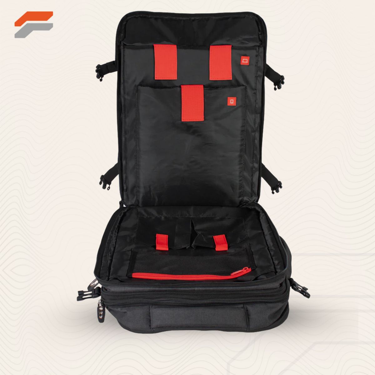 Voyager Hybrid Travel Pack